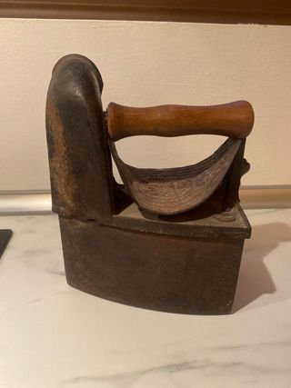 Plancha antigua de hierro