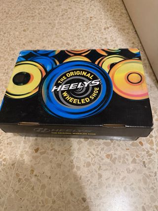 Zapatos con ruedas para niñas negros y rosas