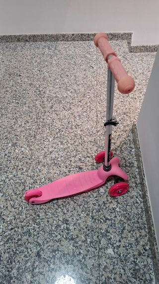 Patinete infantil rosa 3 ruedas