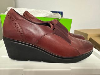 Zapato cuña piel Pitillos marrón