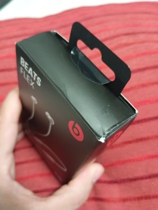 Auriculares Beats Flex Inalámbricos Blancos