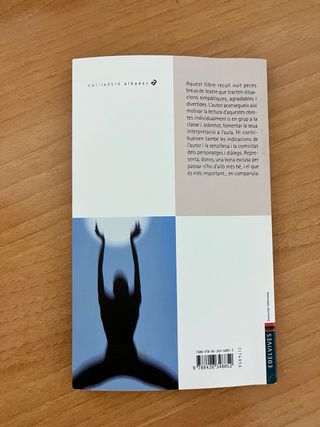 Curteatre libro en valenciano.