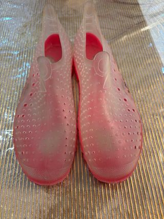 Zapatillas de mar transparentes