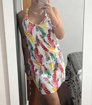 Peto corto verano estampado plumas