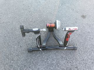 Rodillo de entrenamiento Elite Crono Fluid