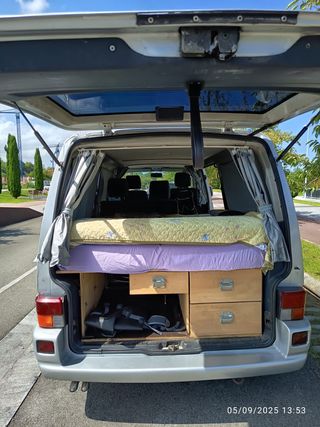 Volkswagen Caravelle 2002