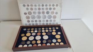Colección historia dd la moneda española