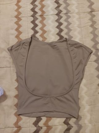 Top Bershka Beige Talla XS
