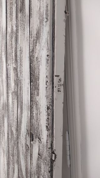 Puerta antigua rústica para restaurar