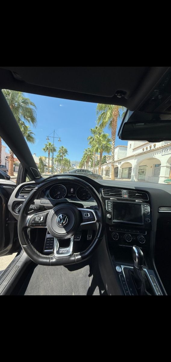 Volkswagen Golf 2014