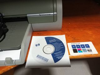 Impresoral HP Deskjet 5150 Series im0rime a color
