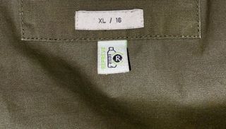 Chubasquero Element Verde y Negro