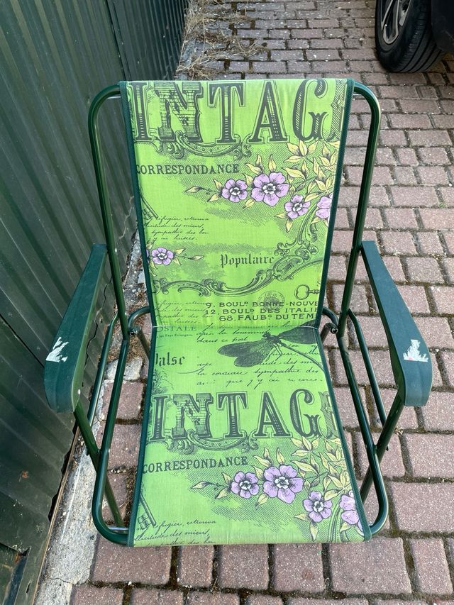 Silla de camping vintage verde y morado