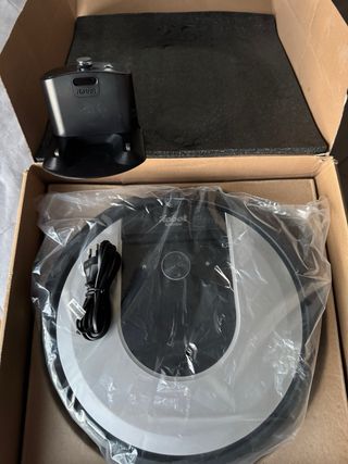 Roomba i7 sin estrenar