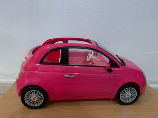 Auto rosa Fiat 500 Barbie
