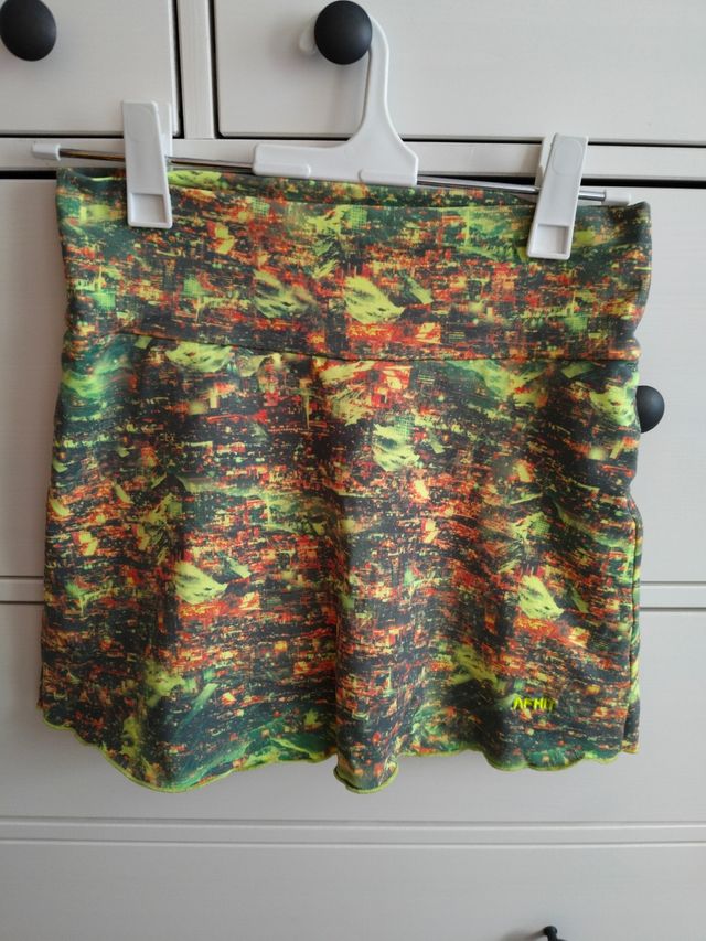 Falda pantalón deportiva estampado