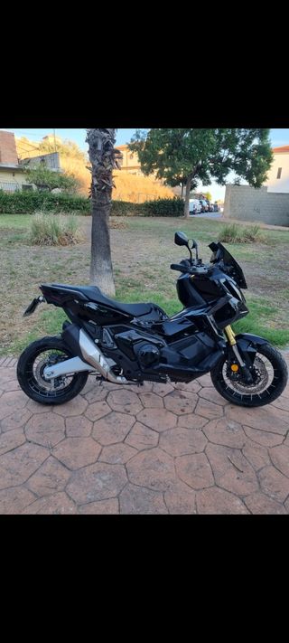 Honda X-ADV 750 2025