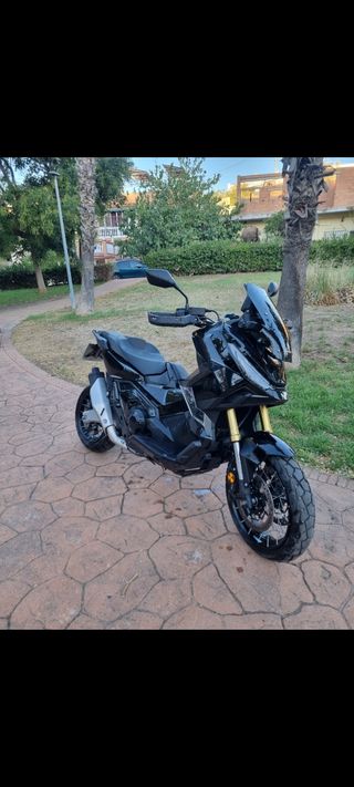 Honda X-ADV 750 2025