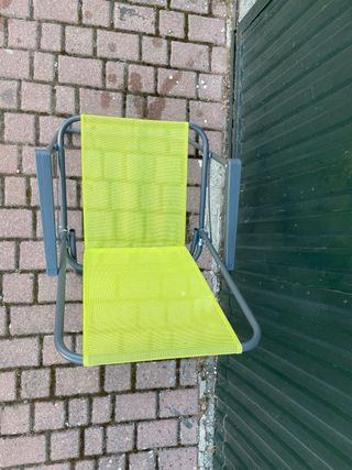 Silla de camping plegable verde y gris