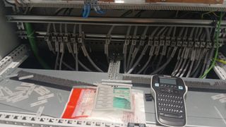 INSTALADORES ELECTRICOS INDUSTRIALES Y DE VIVIENDA