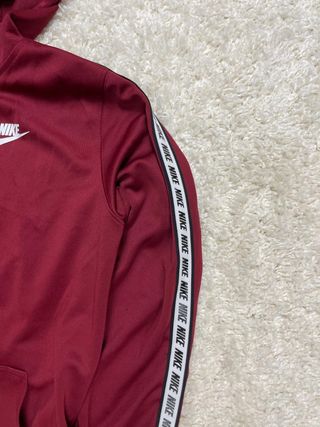 ¡¡OFERTA!! Talla XS Chaqueta Nike Roja