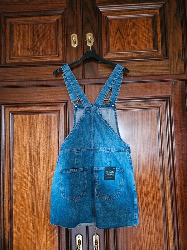 Pichi vaquero Stradivarius talla XS nuevo con etiq