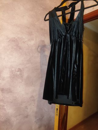 3 Vestidos de Fiesta Negro y Plateado
Tallas S y M