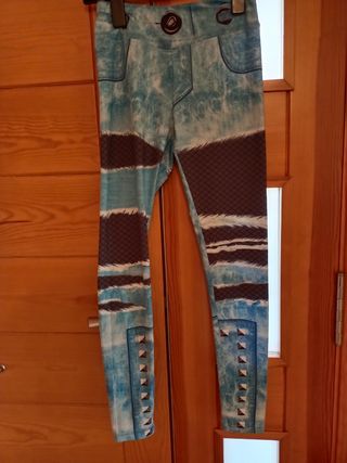 Leggings estampados azules y grises