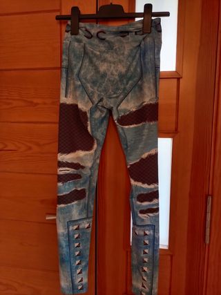 Leggings estampados azules y grises