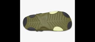 Sandalias Crocs T42 . Color beige, ver última foto