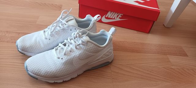 Zapatos Deportivos Nike Blancos