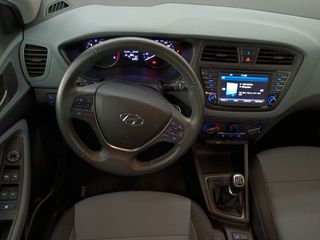 Hyundai i20 Essence