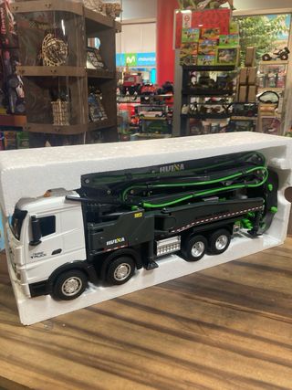 Camión RC 11CH Bomba de Cemento Nuevo