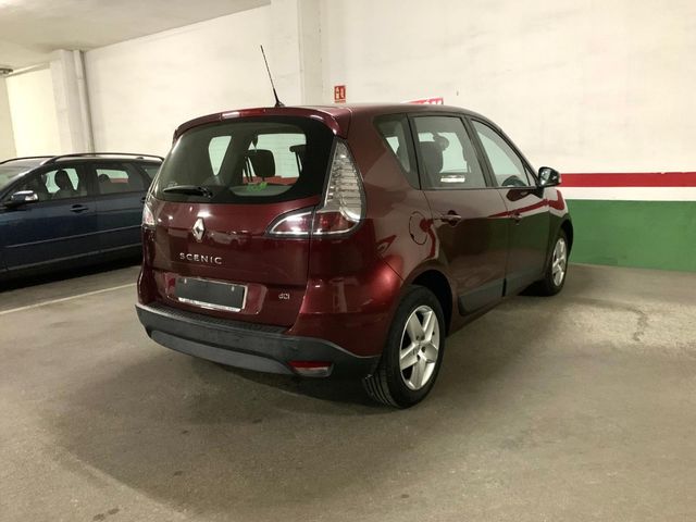 Renault Scenic 2014