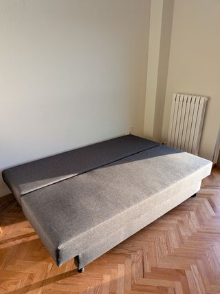 Sofá-cama gris Ikea