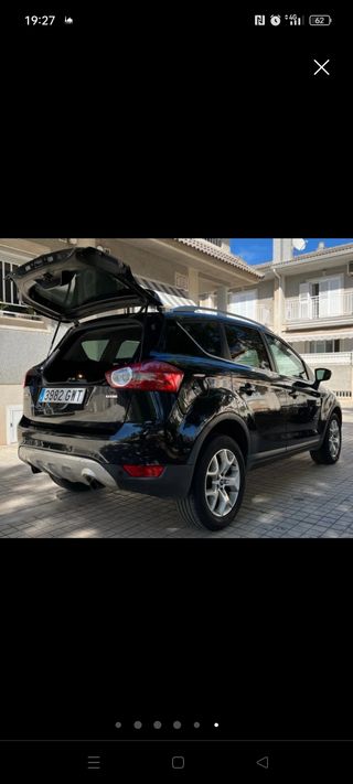Ford Kuga  2010 2010