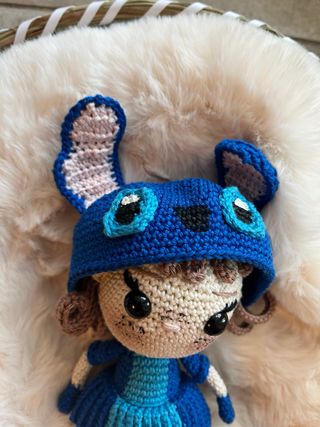 Bambola con vestito da stitch fatta a mano