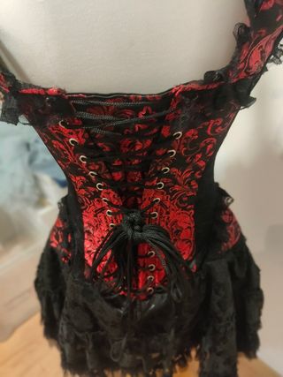 Vestido Gótico Negro y Rojo
