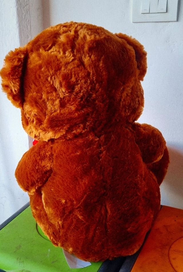 Orso peluche con cuore