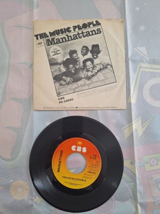 The Manhattans - Kiss and Say Goodbye 45 Giri