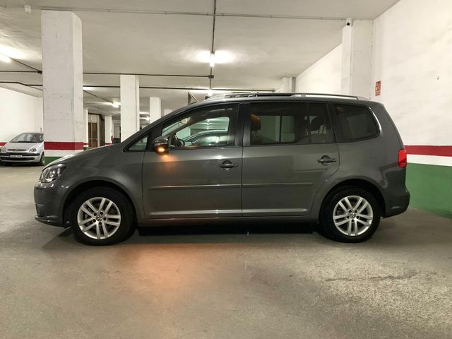 Volkswagen Touran 2012