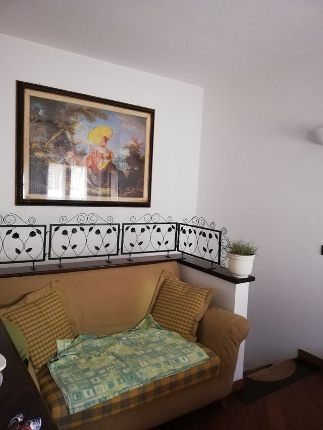 Divano 2 posti stile chippendale