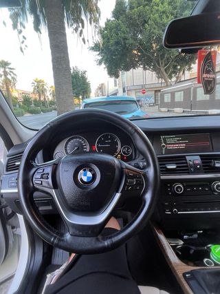 BMW X3 2011