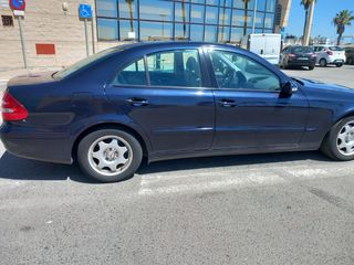 Mercedes-Benz Clase E 2004