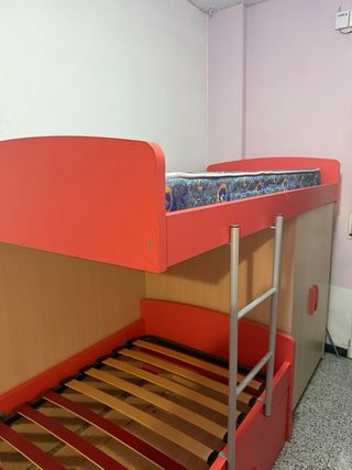 Litera infantil roja y azul