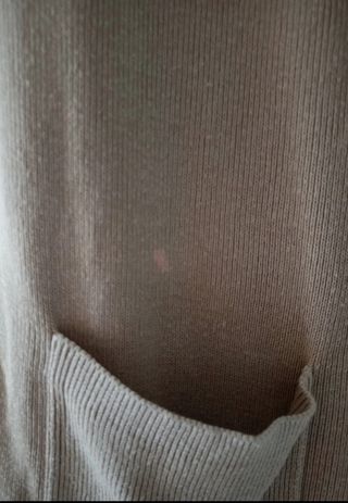 Abrigo fino camel + bufanda cuadros Mango
