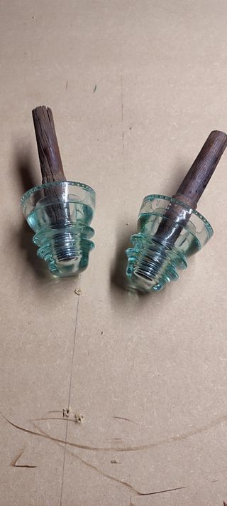 Aisladores de vidrio para postes