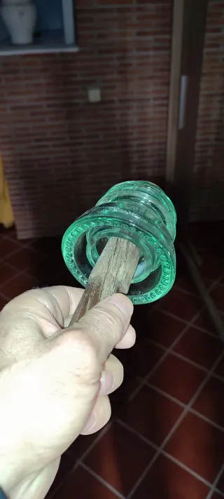 Aisladores de vidrio para postes