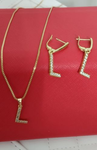 Conjunto de joyas con inicial L ORO LAMINADO 14K 