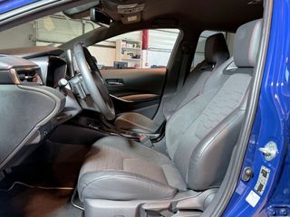Toyota Corolla 2.0 180H ADVANCE E-CVT